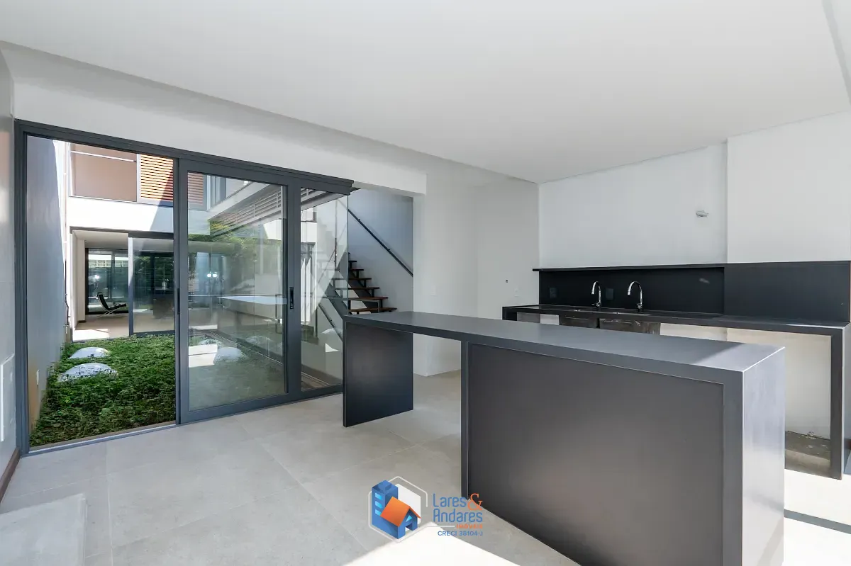 Casa, 3 quartos, 278 m² - Foto 16