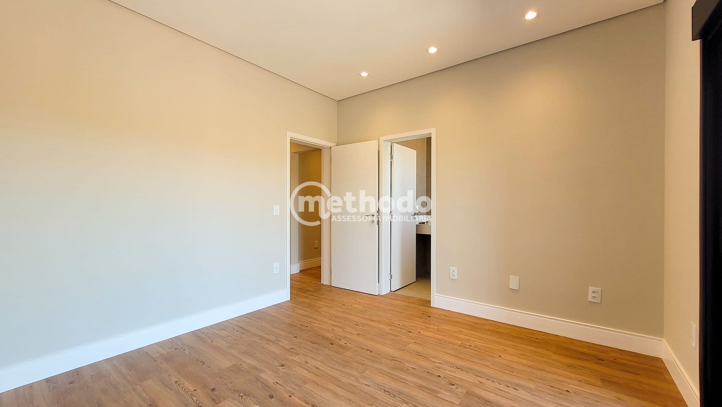 Casa, 4 quartos, 375 m² - Foto 32