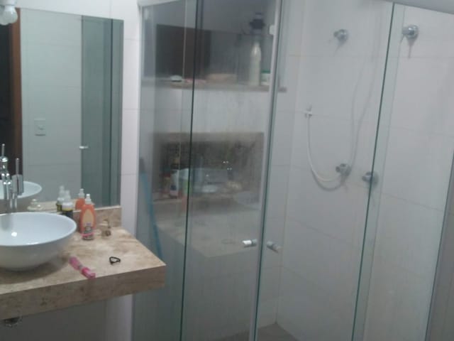 Casa com 250m² 3 quartos e 3 banheiros, à venda, no bairro Piracangaguá em Taubaté