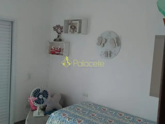 Casa com 250m² 3 quartos e 3 banheiros, à venda, no bairro Piracangaguá em Taubaté