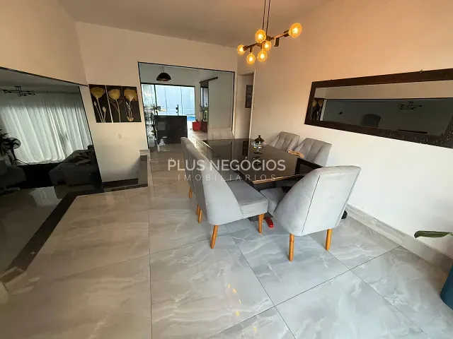 Casa com 540m² 4 quartos e 4 banheiros, à venda, no bairro Jardim São Paulo em Sorocaba