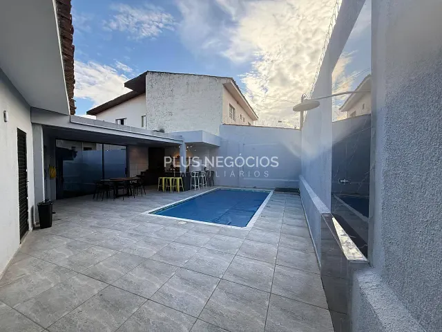 Casa com 540m² 4 quartos e 4 banheiros, à venda, no bairro Jardim São Paulo em Sorocaba