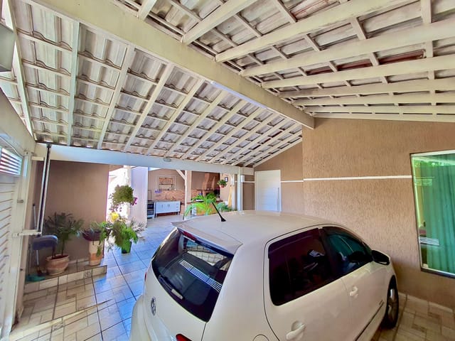Casa com 150m² 3 quartos e 4 banheiros, à venda, no bairro Jardim Santa Cecília em Pindamonhangaba