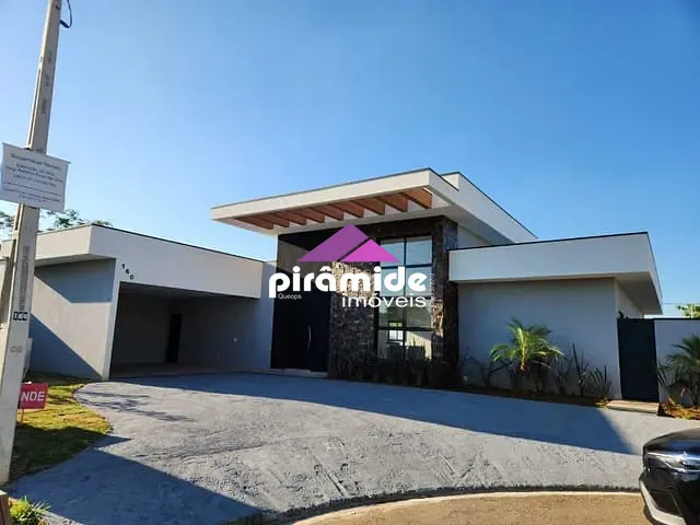 Casa com 536m² 4 quartos e 4 banheiros, à venda, no bairro Vila Paraíso em Caçapava