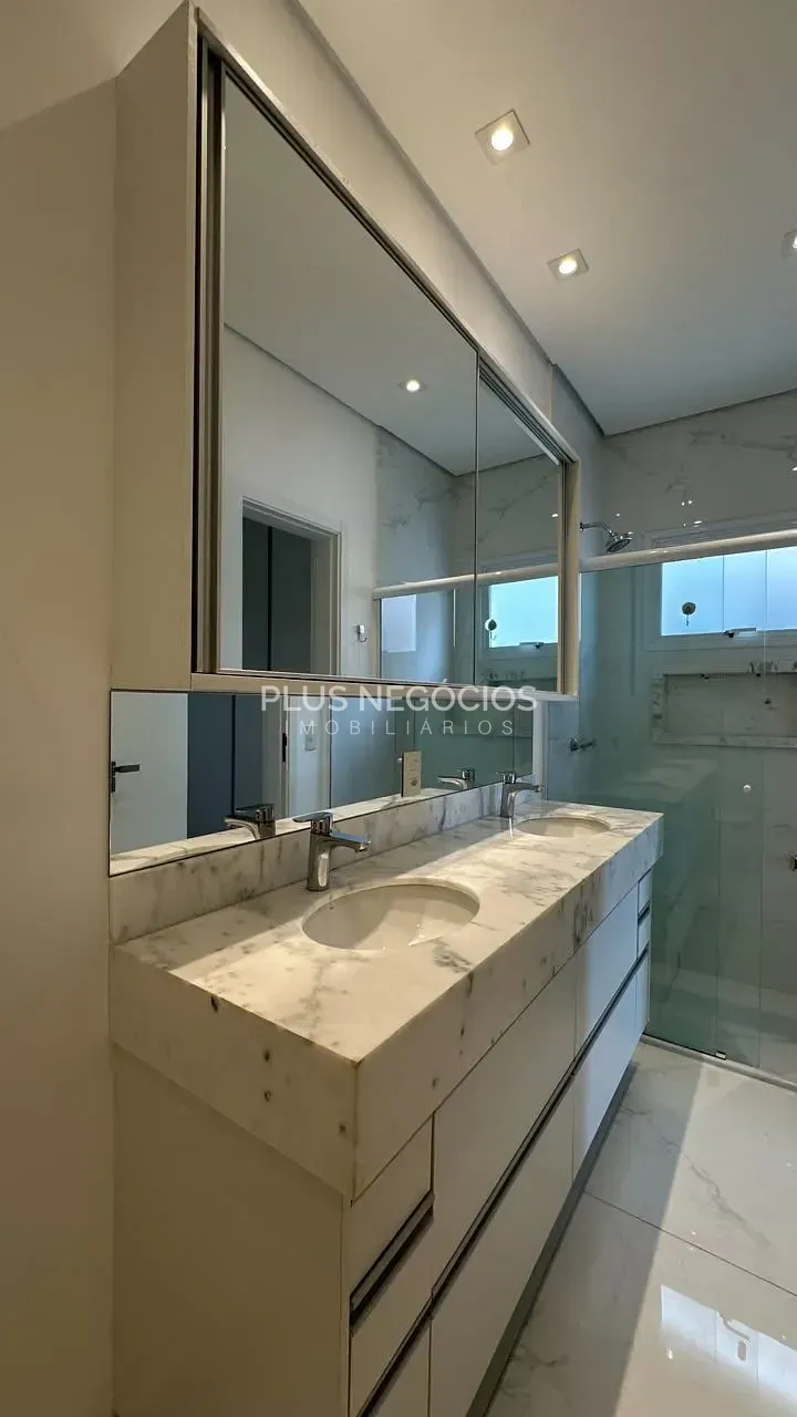 Casa, 3 quartos, 263 m² - Foto 2