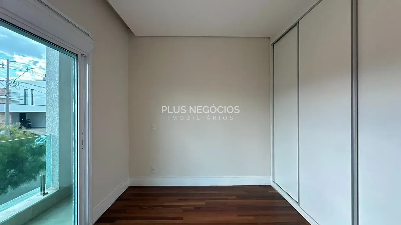 Casa, 3 quartos, 263 m² - Foto 12