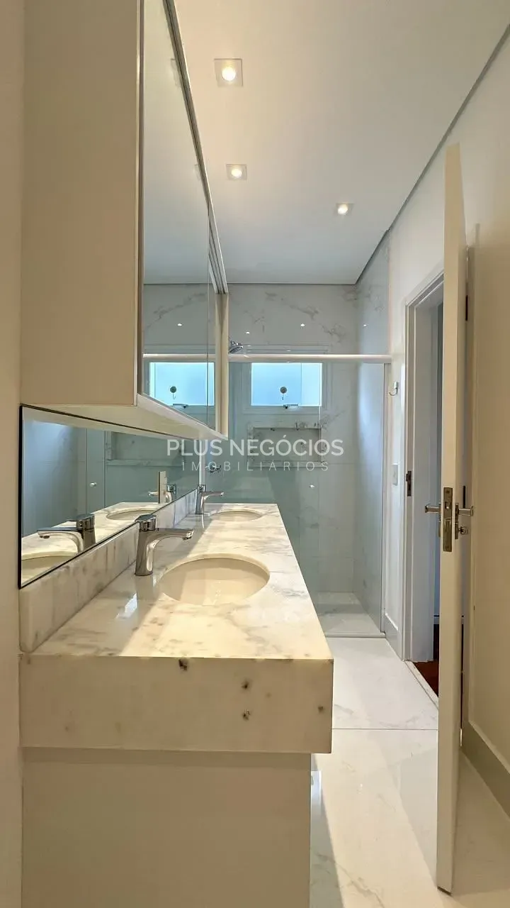 Casa, 3 quartos, 263 m² - Foto 22