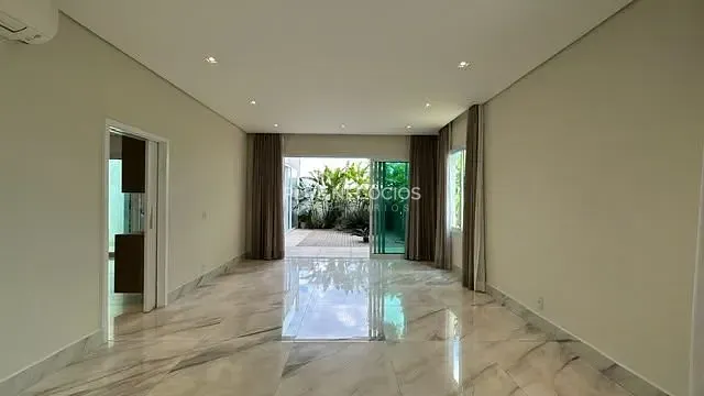 Casa, 3 quartos, 263 m² - Foto 31