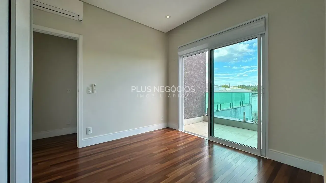Casa, 3 quartos, 263 m² - Foto 40