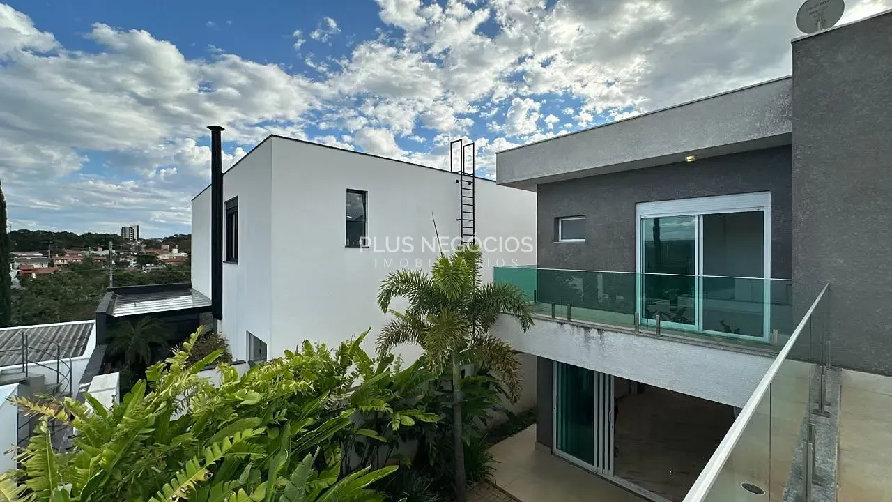 Casa, 3 quartos, 263 m² - Foto 41
