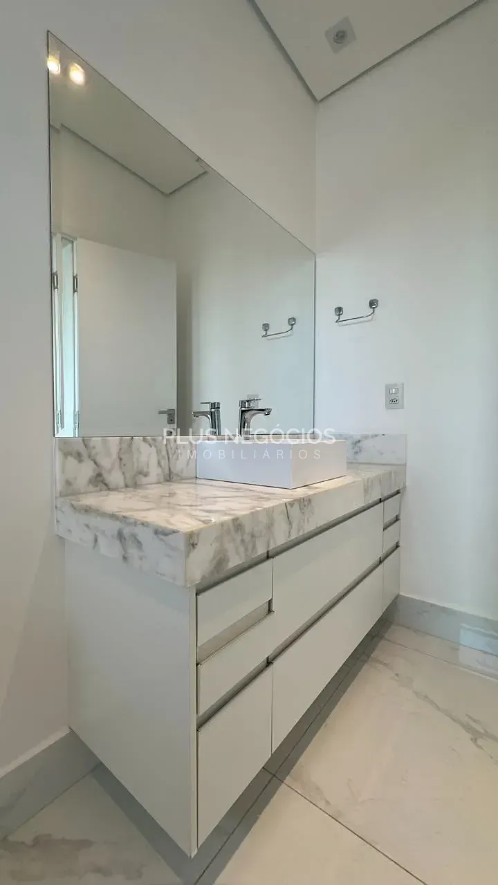 Casa, 3 quartos, 263 m² - Foto 45