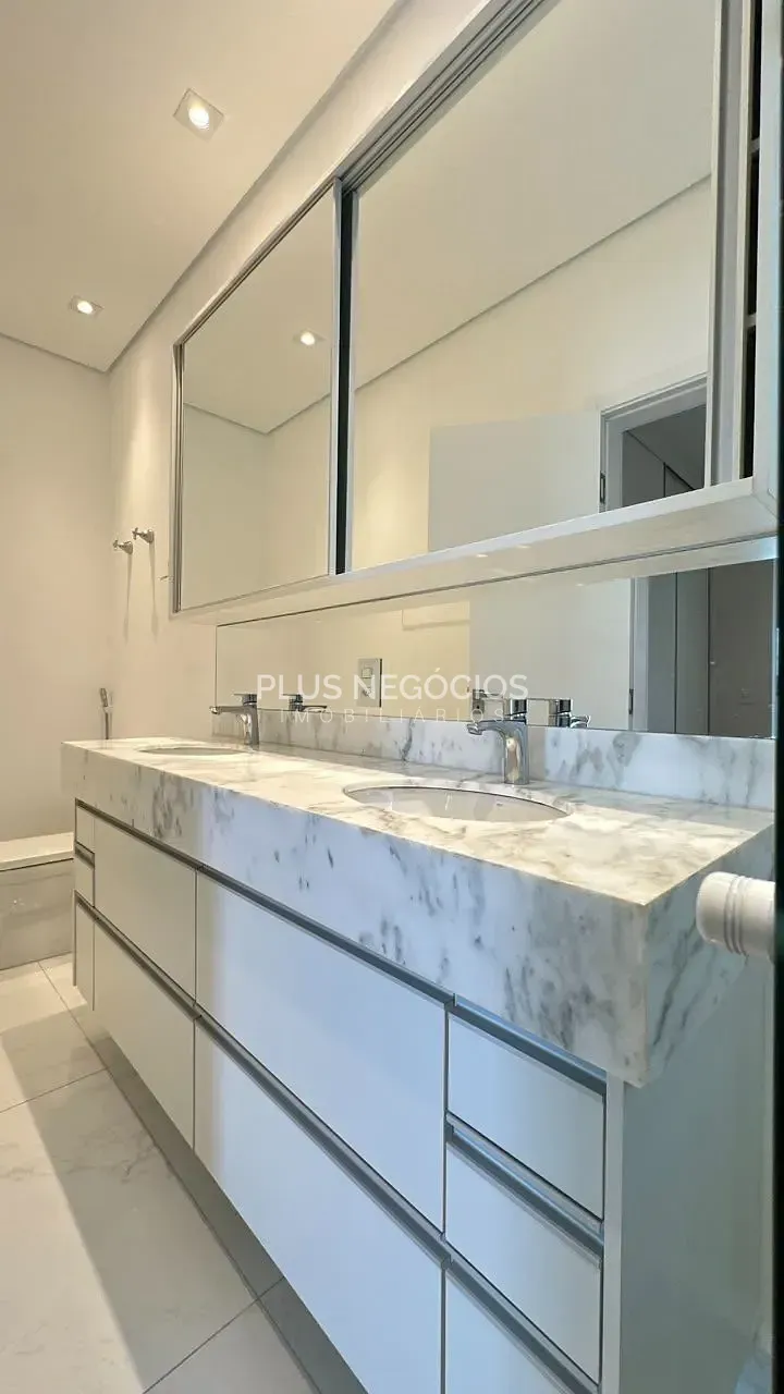 Casa, 3 quartos, 263 m² - Foto 48