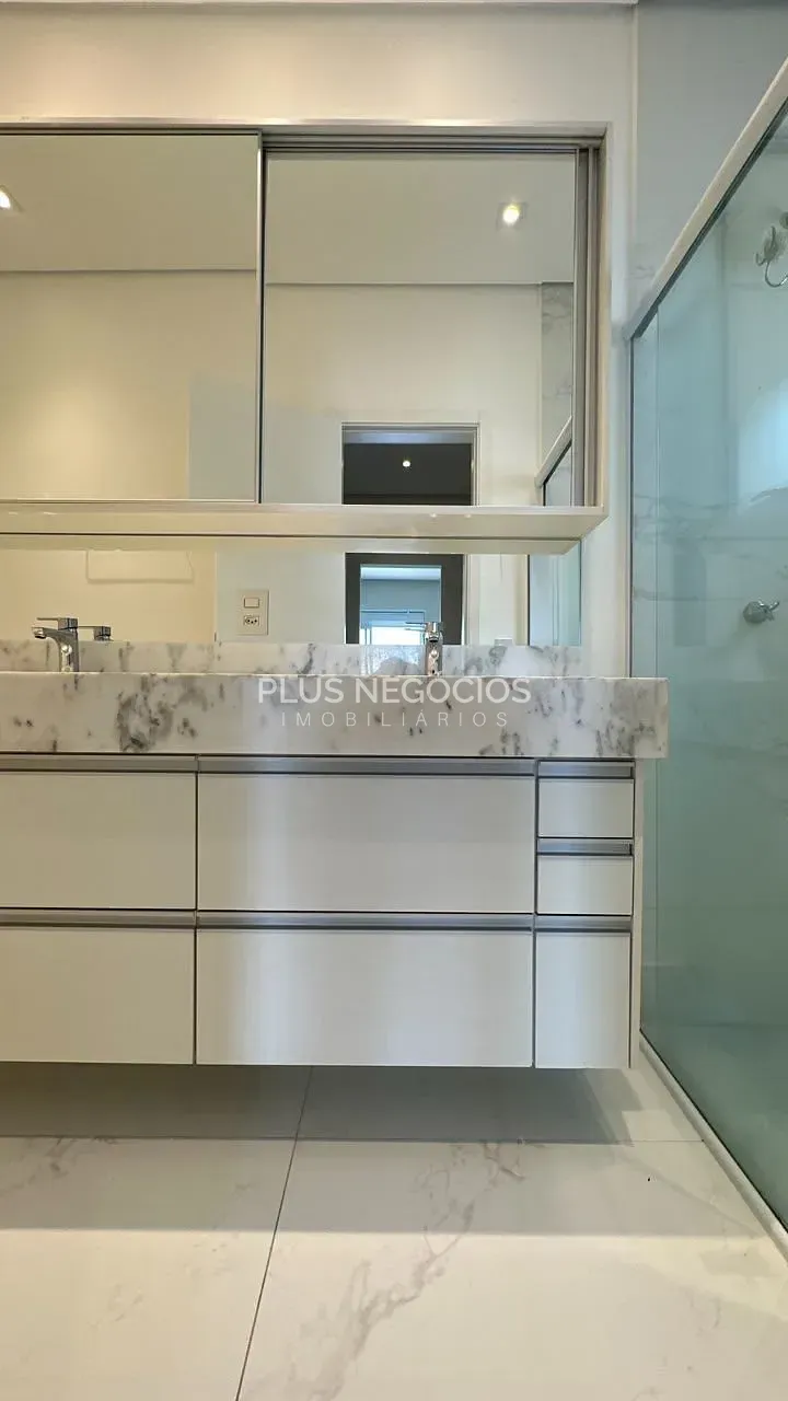 Casa, 3 quartos, 263 m² - Foto 61