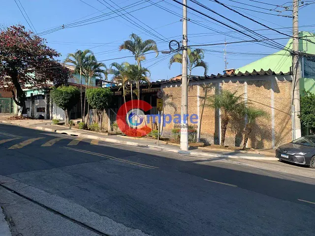 Casa 3 quartos e 2 banheiros, para alugar, no bairro Jardim Presidente Dutra em Guarulhos