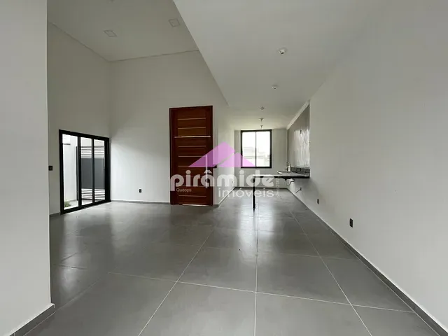 Casa com 212m² 3 quartos e 3 banheiros, à venda, no bairro Jardim Jacinto em Jacareí