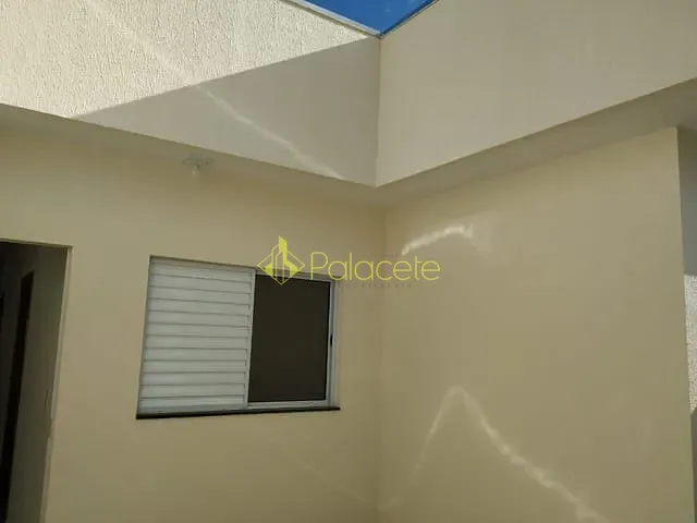 Casa 2 quartos e 2 banheiros, à venda, no bairro Residencial Estoril em Taubaté
