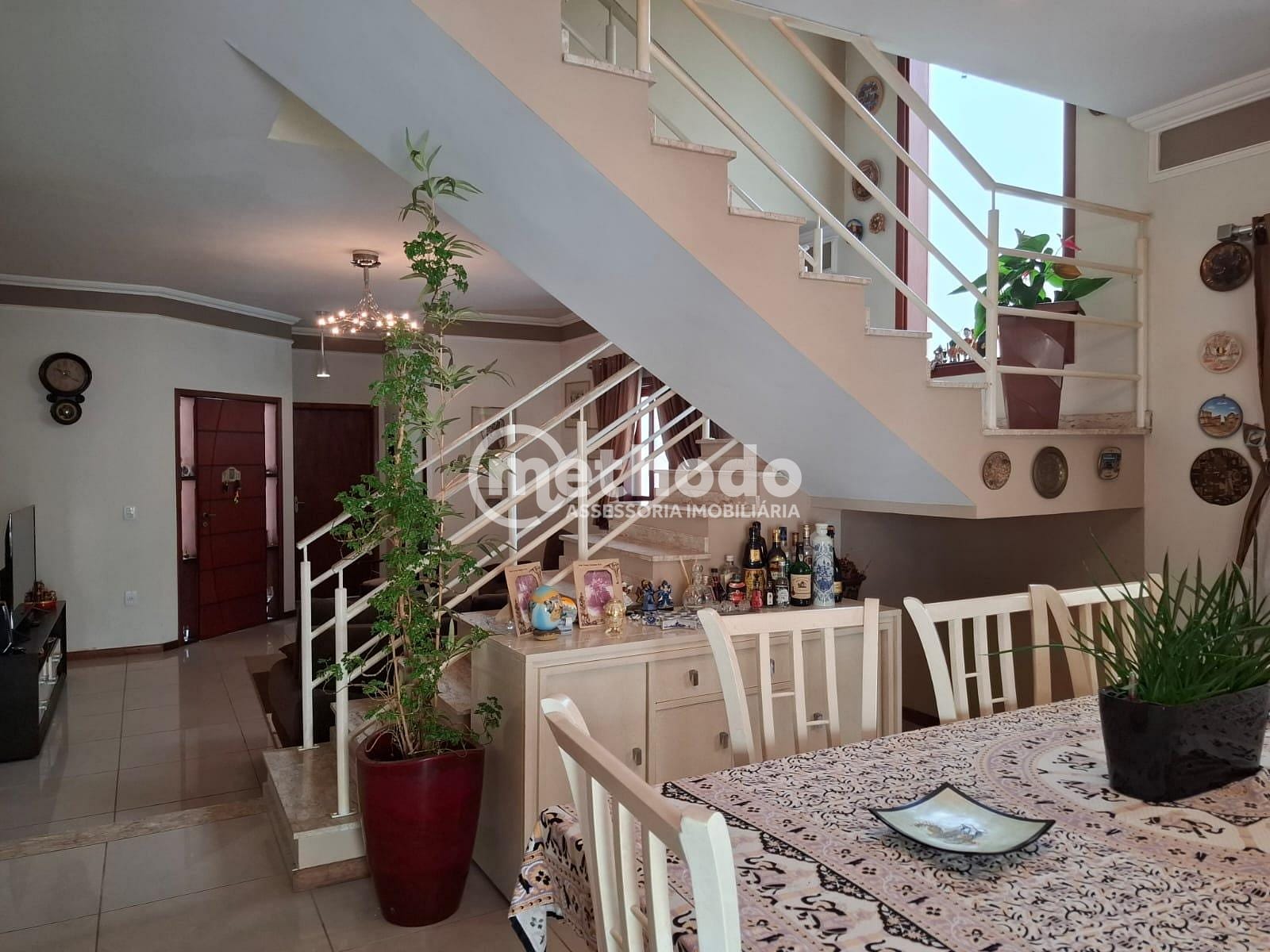 Casa, 3 quartos, 230 m² - Foto 10