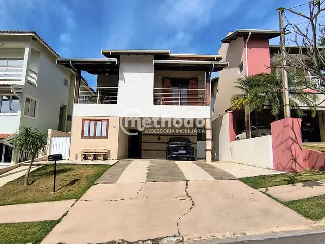 Casa com 330m² 3 quartos e 5 banheiros, à venda, no bairro Chácaras Alpina em Valinhos