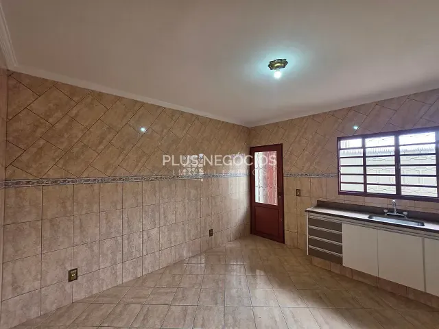Casa com 250m² 3 quartos e 3 banheiros, à venda, no bairro Jardim São Paulo em Sorocaba