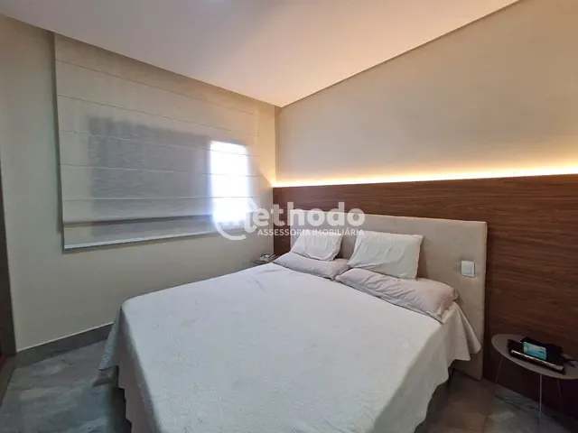 Casa com 300m² 3 quartos e 5 banheiros, à venda, no bairro Parque Rural Fazenda Santa Cândida em Campinas