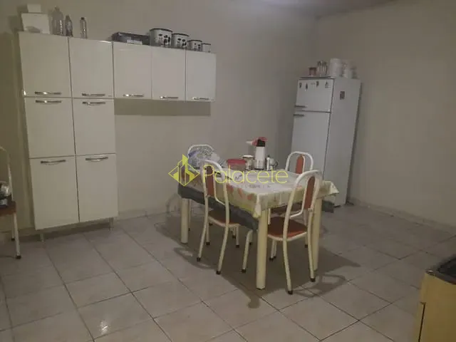 Casa com 250m² 3 quartos e 2 banheiros, à venda, no bairro Jardim Cidade Nova em Potim