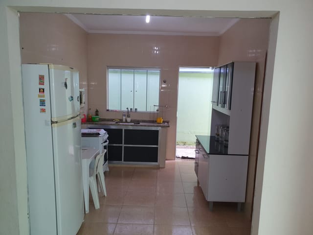 Casa com 200m² 3 quartos e 1 banheiro, à venda, no bairro Esplanada Santa Helena em Taubaté