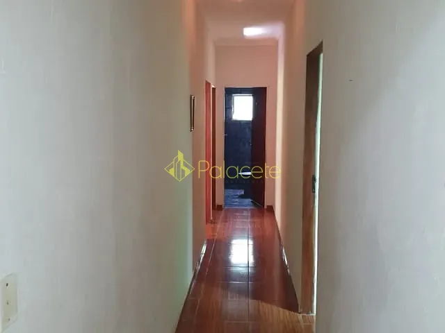 Casa com 200m² 3 quartos e 1 banheiro, à venda, no bairro Esplanada Santa Helena em Taubaté