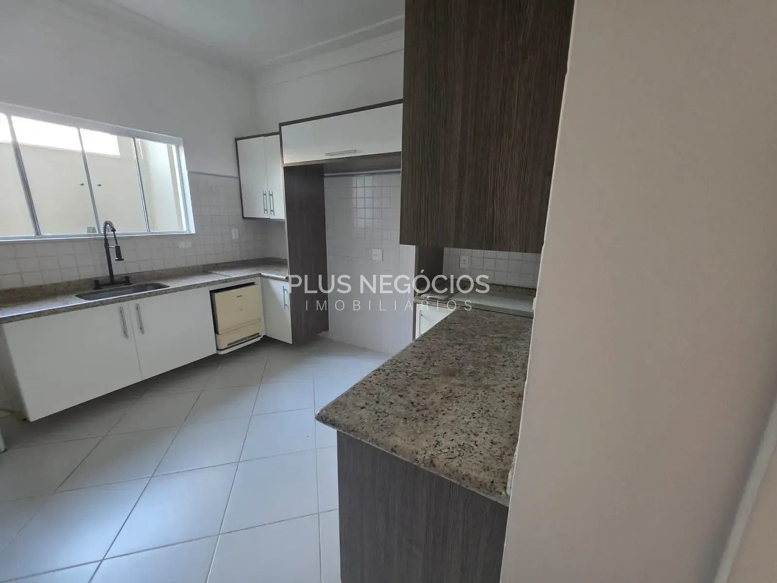 Casa, 3 quartos, 269 m² - Foto 15