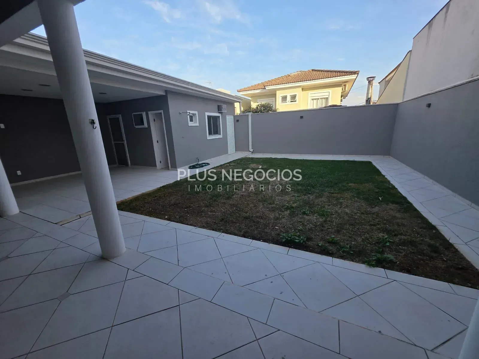 Casa, 3 quartos, 269 m² - Foto 26