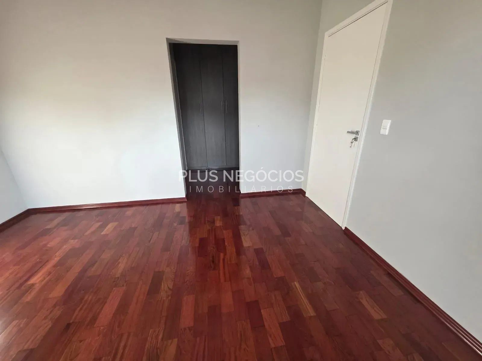 Casa, 3 quartos, 269 m² - Foto 34