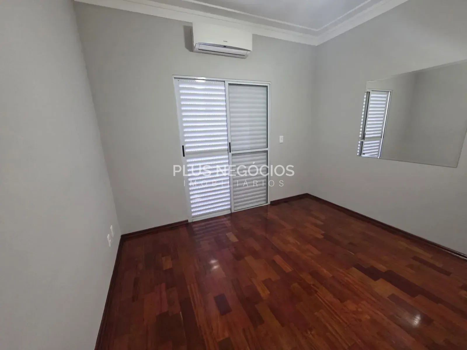 Casa, 3 quartos, 269 m² - Foto 44