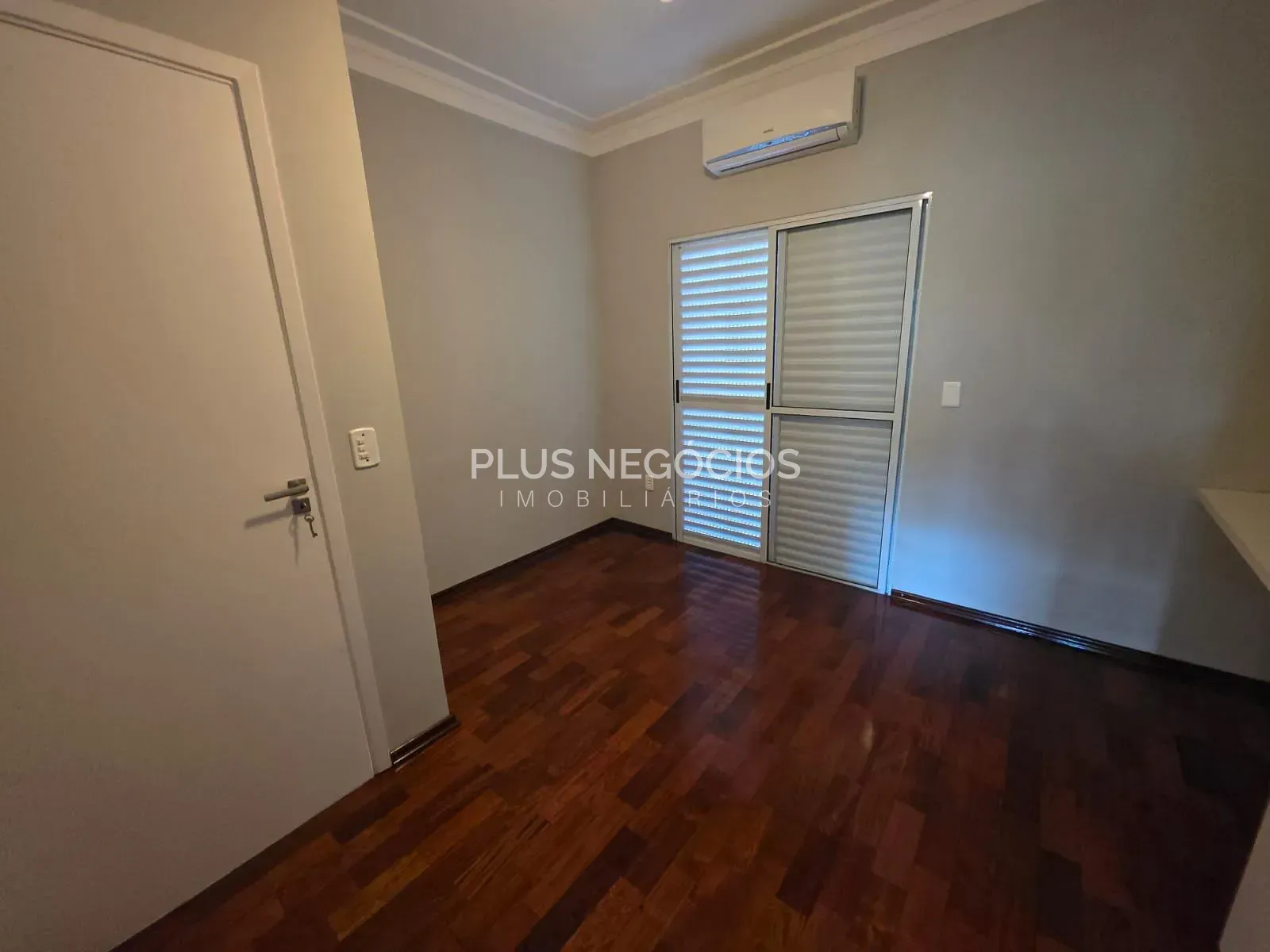 Casa, 3 quartos, 269 m² - Foto 39