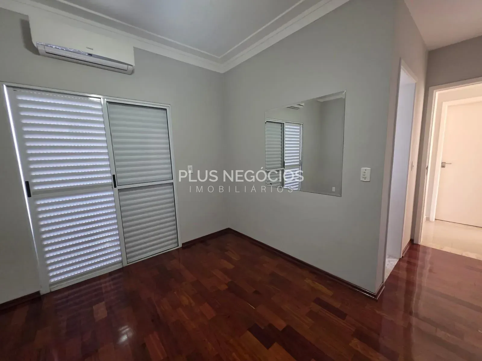 Casa, 3 quartos, 269 m² - Foto 43