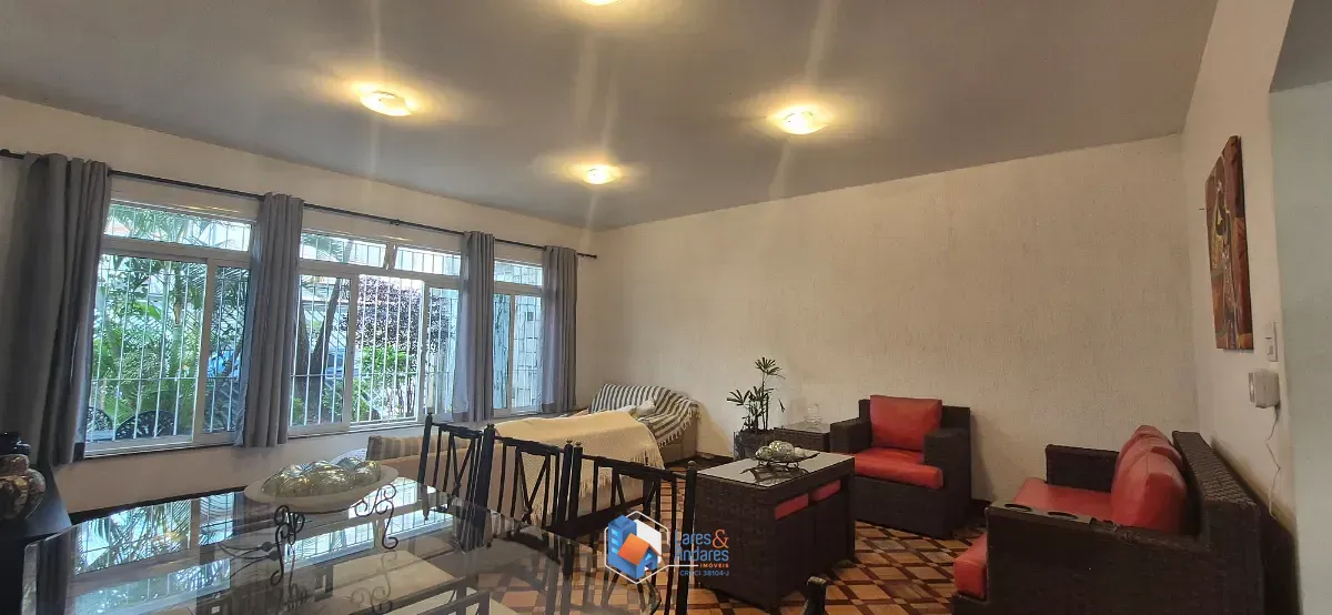 Casa, 3 quartos, 215 m² - Foto 1