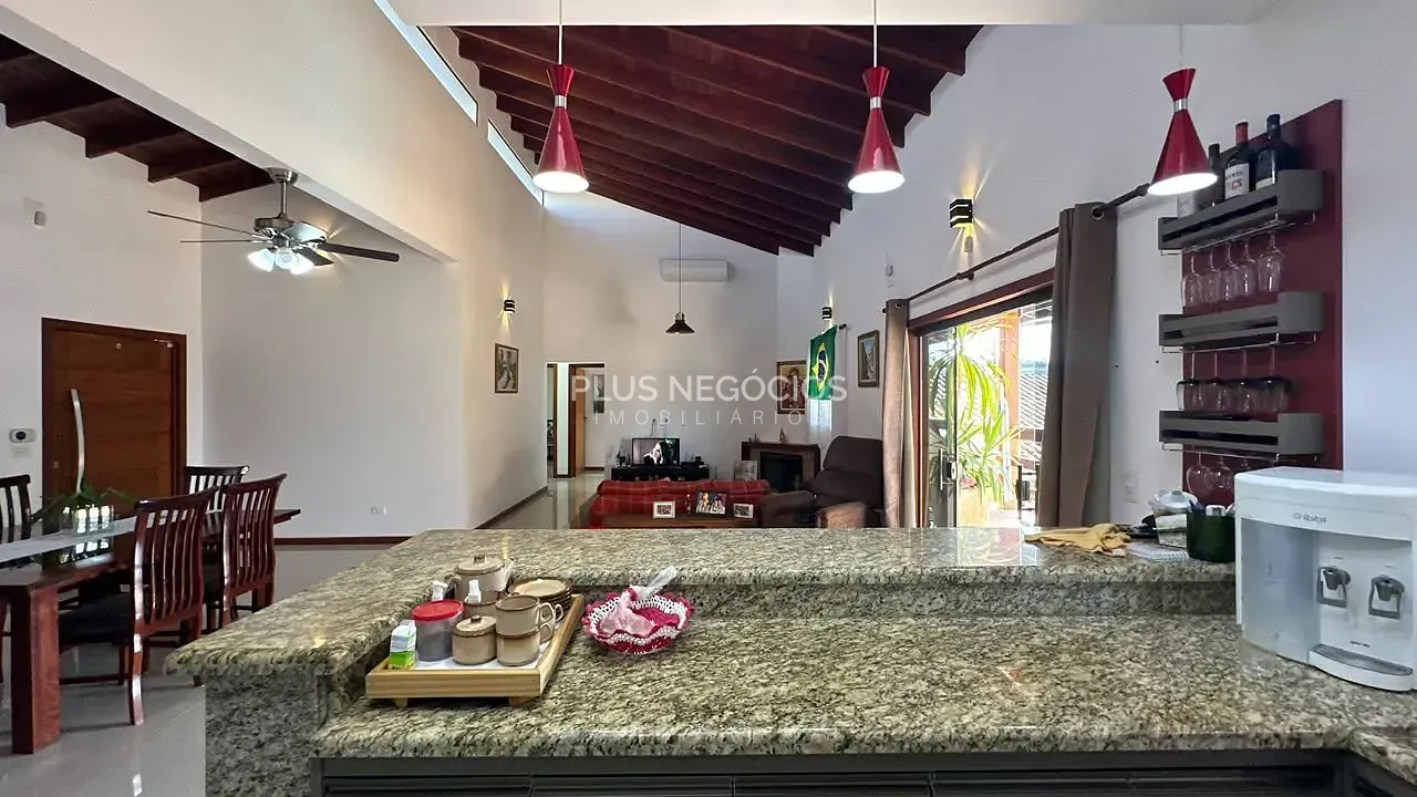 Casa, 3 quartos, 311 m² - Foto 18