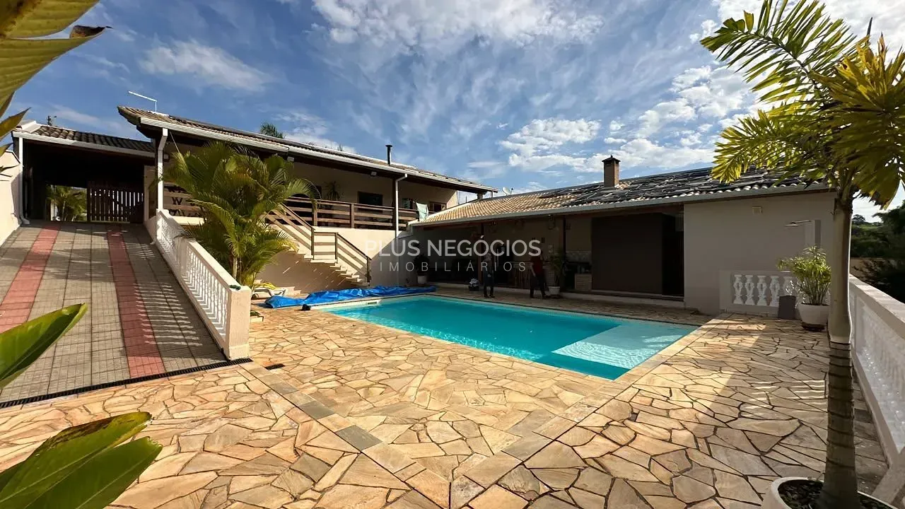 Casa, 3 quartos, 311 m² - Foto 1