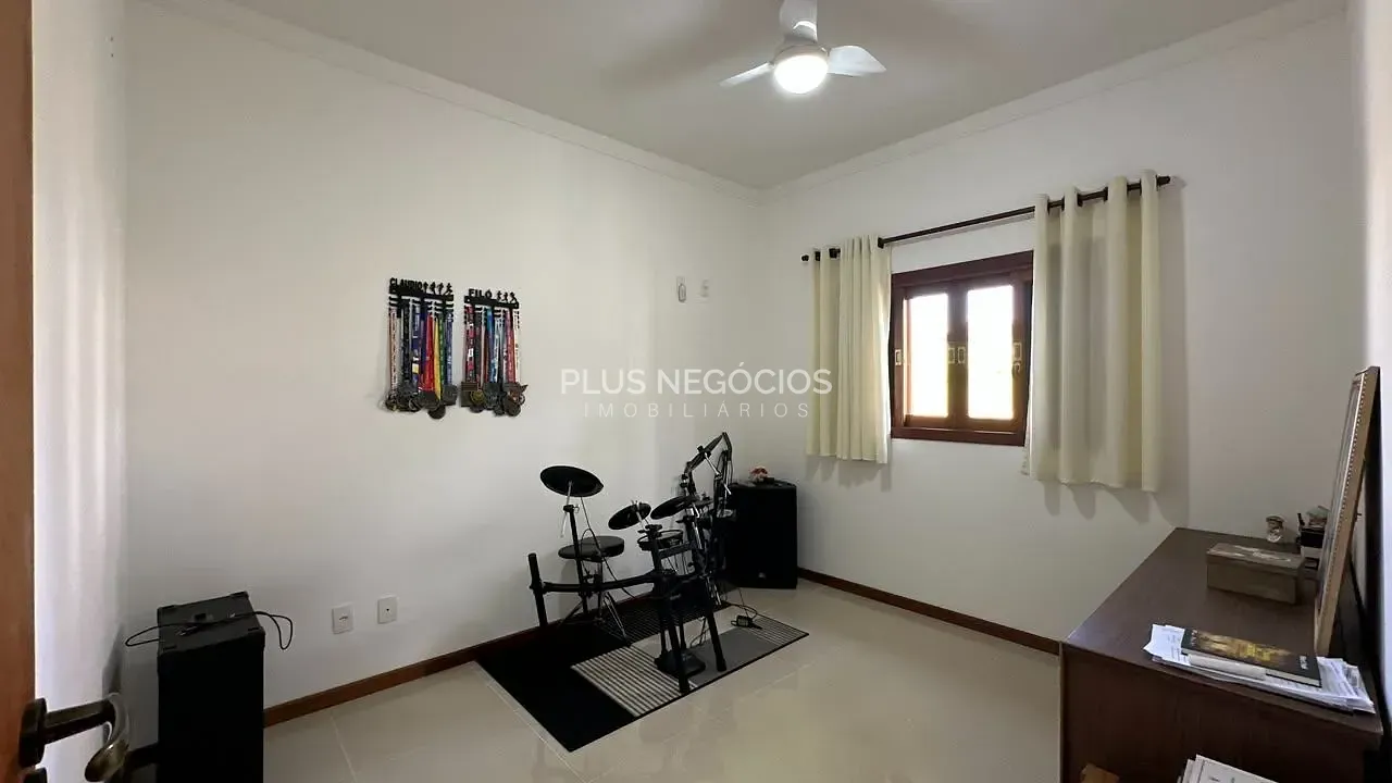 Casa, 3 quartos, 311 m² - Foto 10