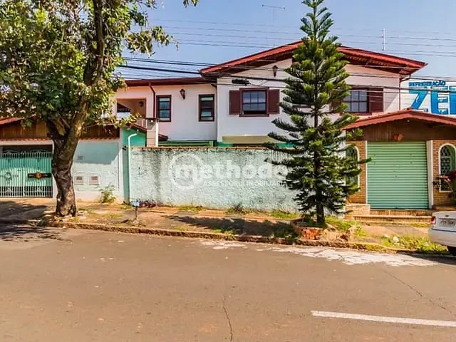 Casa 5 quartos e 3 banheiros, à venda, no bairro Jardim Chapadão em Campinas