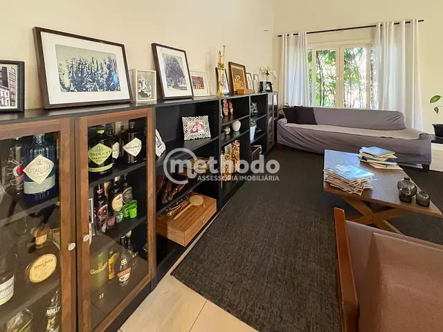 Casa com 339m² 3 quartos e 6 banheiros, à venda, no bairro Bairro das Palmeiras em Campinas