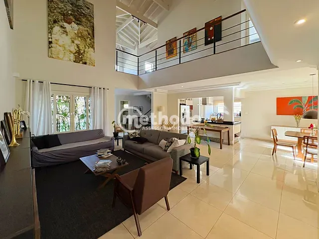 Casa com 339m² 3 quartos e 6 banheiros, à venda, no bairro Bairro das Palmeiras em Campinas