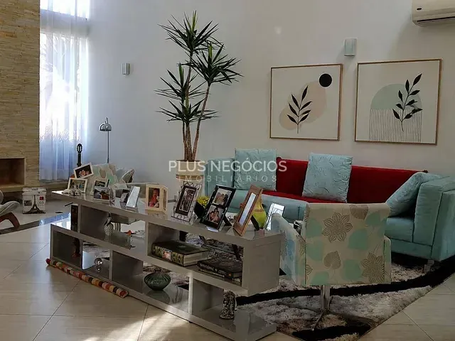 Casa 3 quartos e 5 banheiros, à venda, no bairro Parque Residencial Villa dos Inglezes em Sorocaba