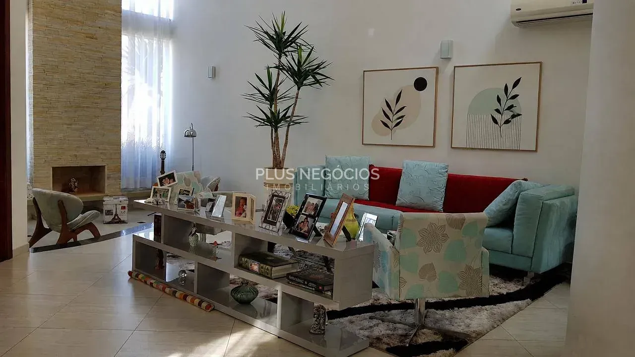 Casa, 3 quartos, 263 m² - Foto 3