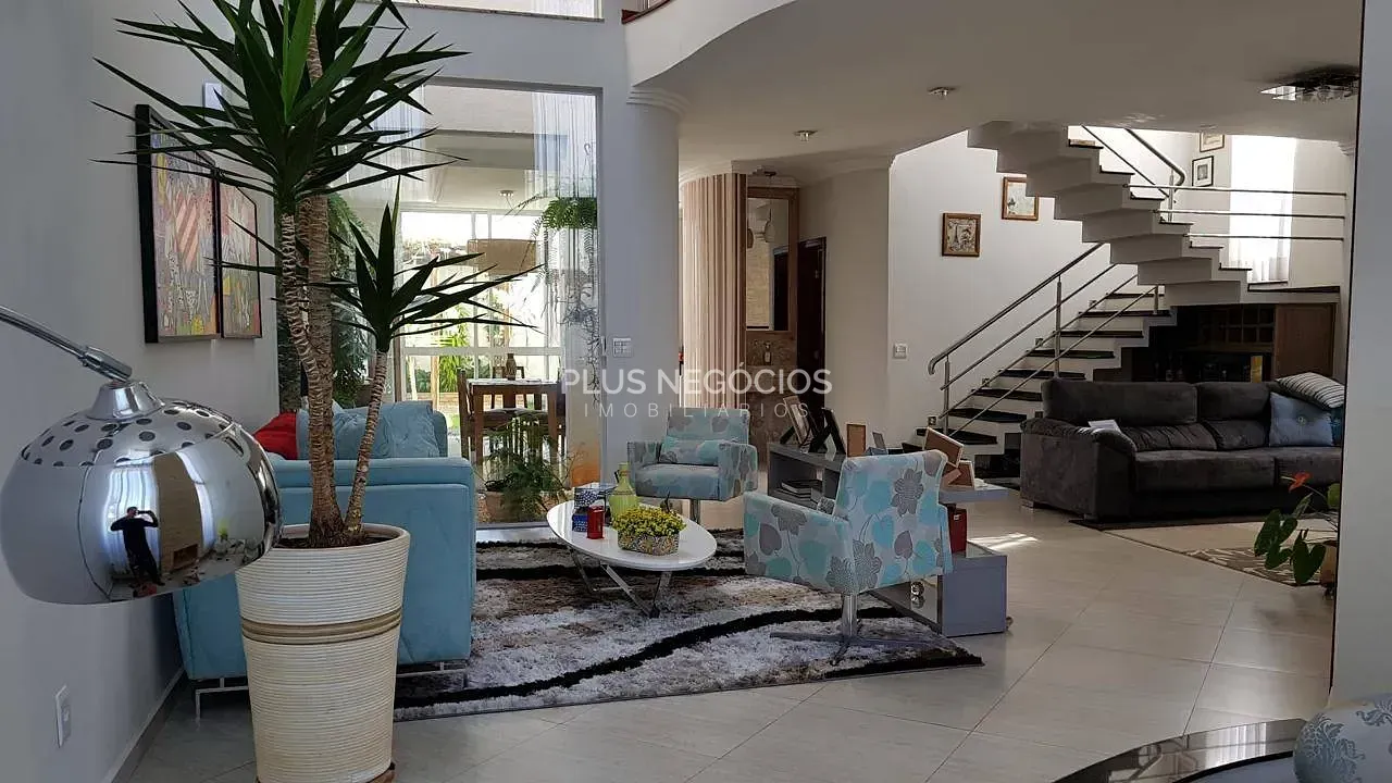 Casa, 3 quartos, 263 m² - Foto 4