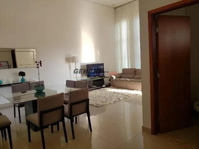 Casa com 300m² 3 quartos e 2 banheiros, à venda, no bairro Jardim Residencial Maria Dulce em Indaiatuba