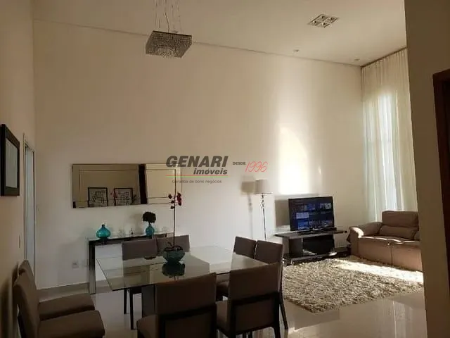 Casa com 300m² 3 quartos e 2 banheiros, à venda, no bairro Jardim Residencial Maria Dulce em Indaiatuba