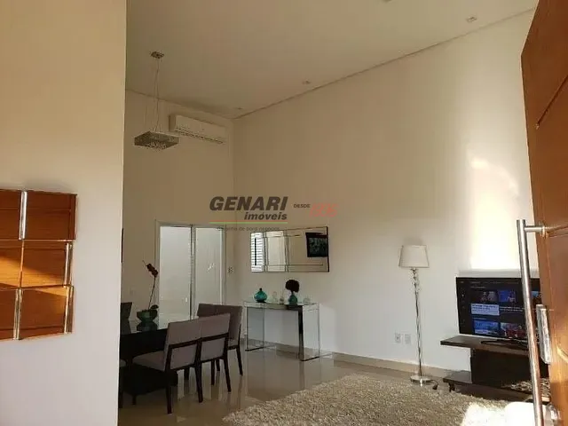 Casa com 300m² 3 quartos e 2 banheiros, à venda, no bairro Jardim Residencial Maria Dulce em Indaiatuba