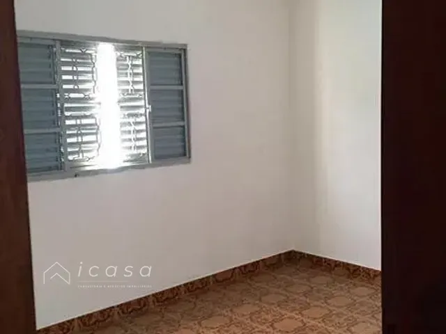 Casa com 525m² 2 quartos e 1 banheiro, à venda, no bairro Vila Menino Jesus em Caçapava