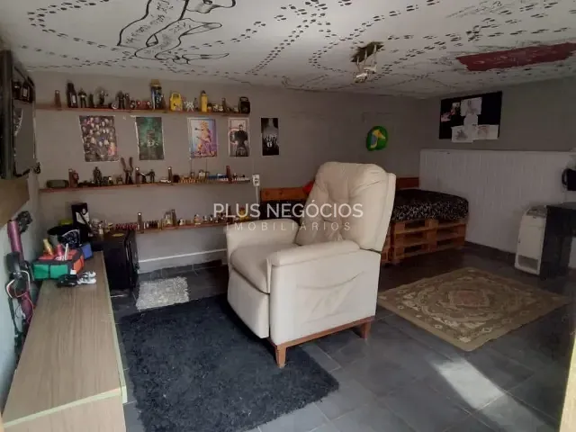 Casa 3 quartos e 2 banheiros, à venda, no bairro Vila Hortência em Sorocaba
