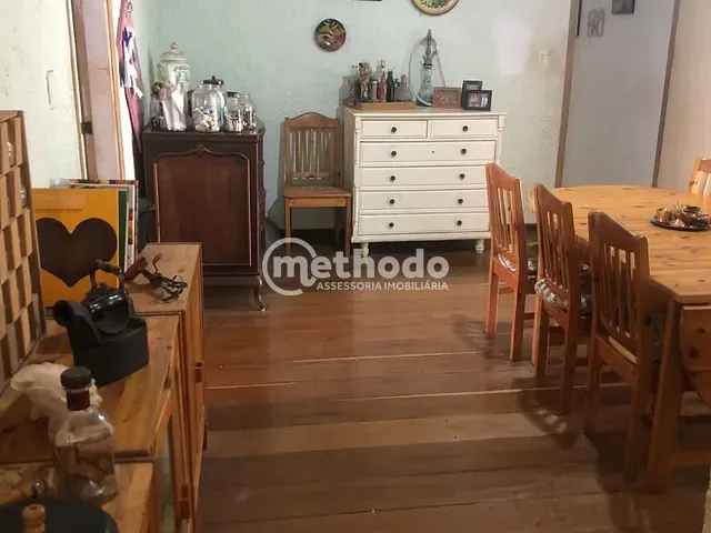 Casa com 900m² 3 quartos e 5 banheiros, à venda, no bairro Cidade Universitária em Campinas