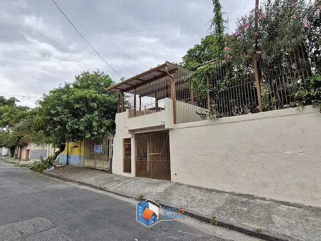 Casa com 400m² 3 quartos e 2 banheiros, à venda, no bairro Casa Verde Alta em São Paulo